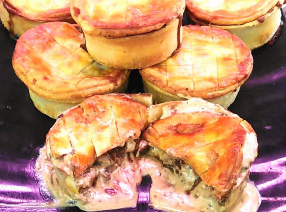 Steak, Haggis & Pepper Sauce Pie